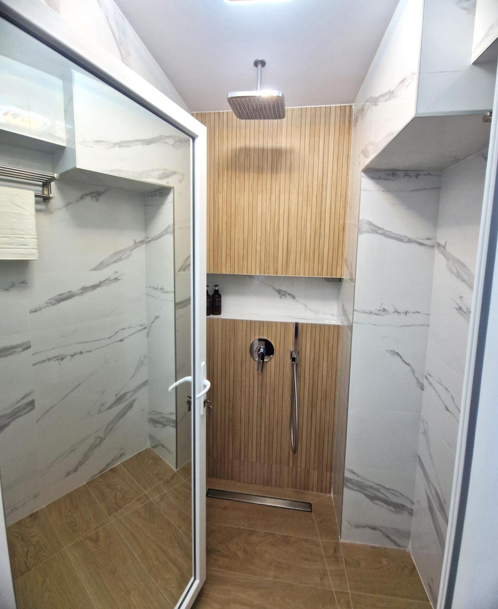 Ultracentral Luxury Apartament Curtea de Argeş Exterior foto