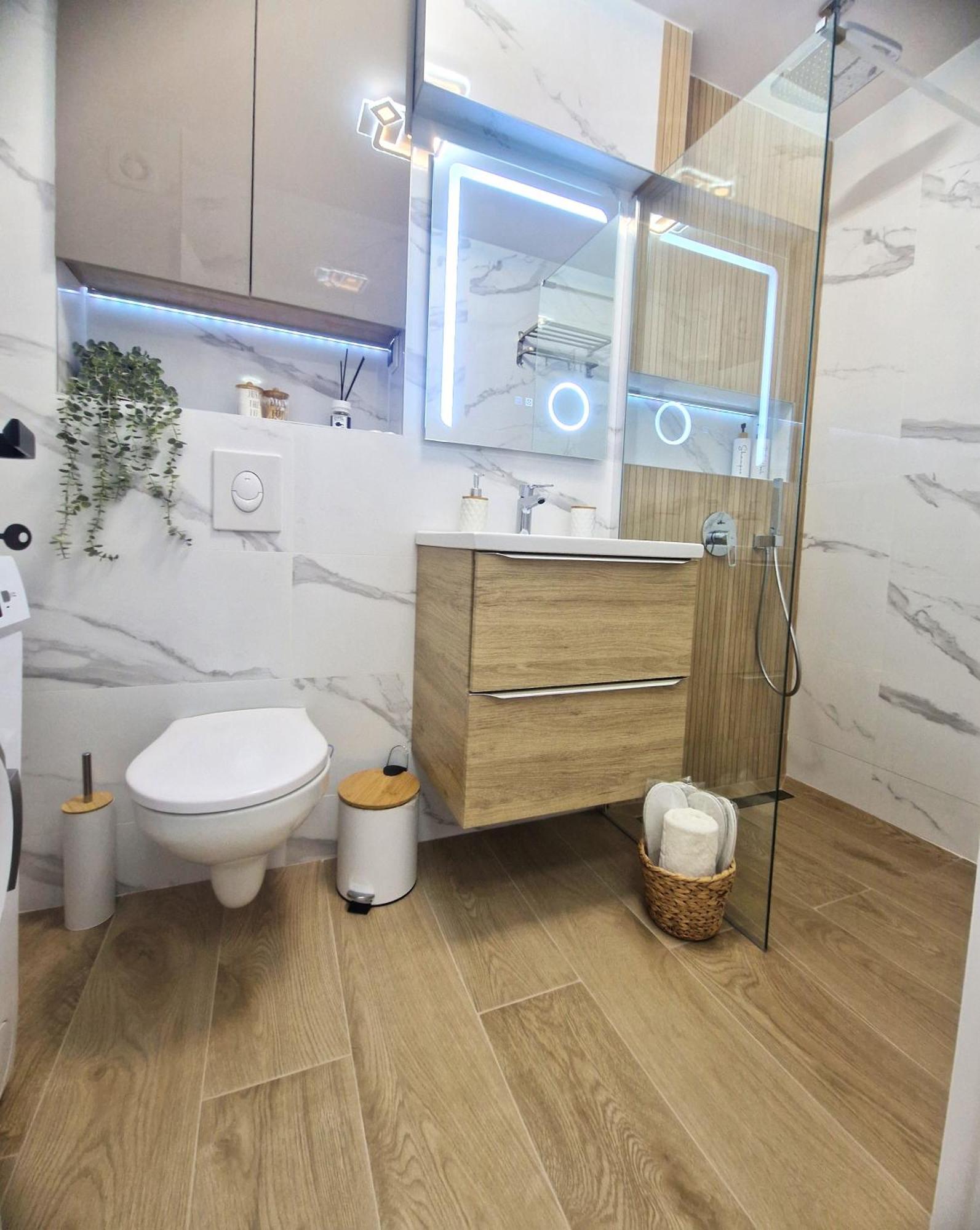 Ultracentral Luxury Apartament Curtea de Argeş Exterior foto